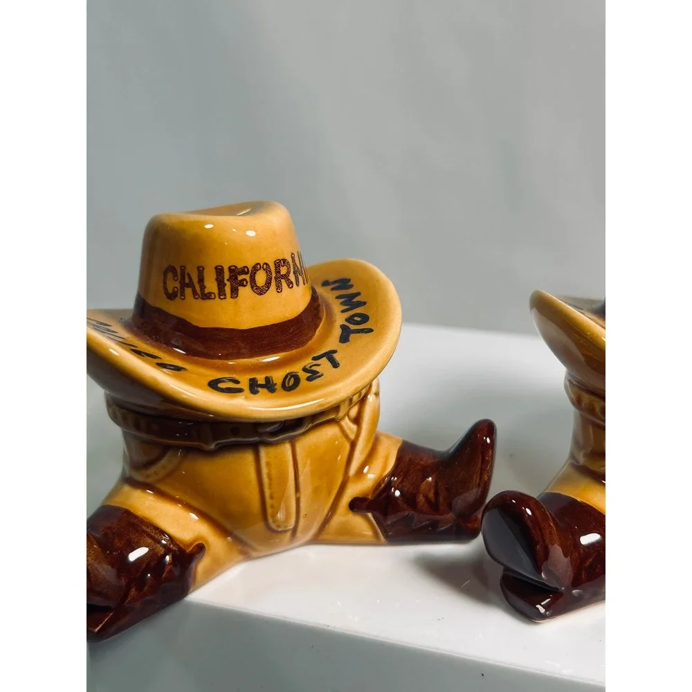 Vintage Calico Ghost Town California Cowboy Hat and Boots Salt Pepper Shakers‎